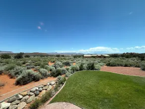 Private Leeds Suite | Red Rock Views - Image 2