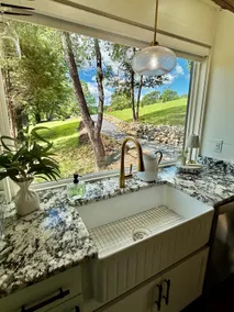 Couples Retreat! Hot Tub/ Fire Pit Outdoor TV Dogs - Image 3