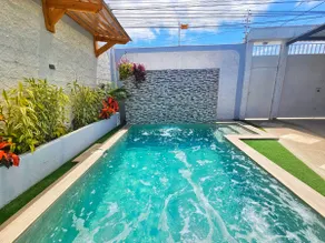 Bali House: House with Pool and Barbecue Area - Image 4