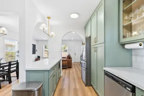 Modern Disney/LA Oasis + Pet-Friendly Yard - Image 4
