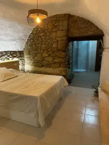 Beautiful apartment in a 14th-century farmhouse in l'Empordà - Image 3