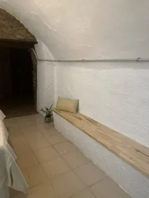 Beautiful apartment in a 14th-century farmhouse in l'Empordà - Image 4