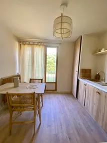 Cozy and spacious accommodation - Image 3
