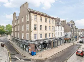 High Street Hideaway - Image 4
