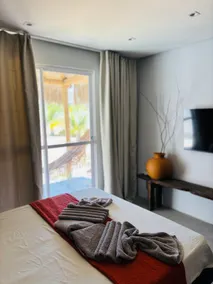 Jaguarype: charm and quiet just steps from the sea - Image 2
