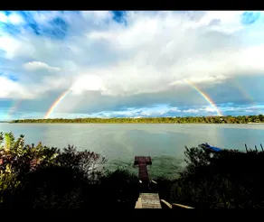 Incredible Lakefront Paradise - Image 5