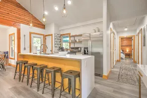 Modern 4BD | 4.5BA Home Near ETSU & Downtown JC - Image 4
