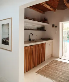 Pink Pepper House - Image 5