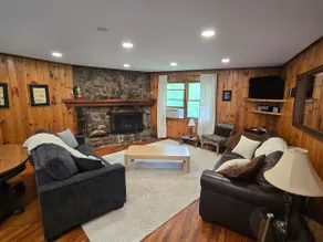 Large Adirondack house Fireplace Pool Lake George - Image 4