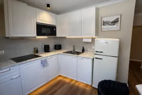 Pinot Blanc Suite | Charm & Modern I Old Town - Image 4