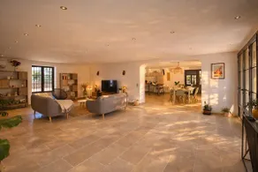 Farmhouse for 10 people with pool near St Rémy - Image 4
