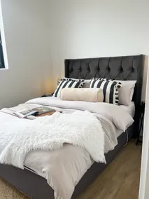 Bright Modern Apartment | Pool, Braai & Workspace - Image 2