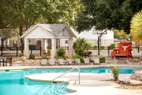 Elegant Riverside Escape | DT, UT, Lady Bird - Image 4