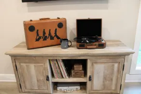 Relax and Unwind at the Note Pad - Image 4