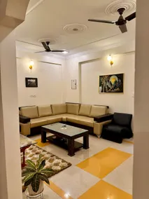 Premium 2BHK Near Airport (~10 Mins) & Metro - Image 4