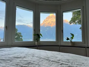Luxury Lake Lucerne Retreat | Private Beach & SUP - Image 4