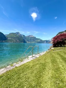 Luxury Lake Lucerne Retreat | Private Beach & SUP - Image 3