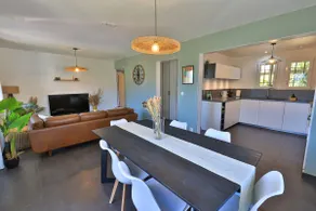 Slice of heaven for 4 people in Saint-Nazaire-les-Eymes - Image 4