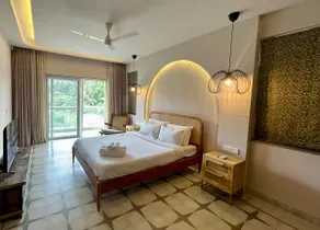 2 BHK 3 BED Luxury Private Pool Villa with view - Image 5