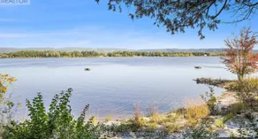 Wren Cottage on the Ottawa River - Image 4