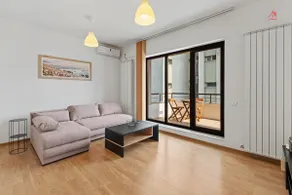 ParkPlaza 12B - Image 2