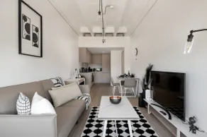 Walk to MK Station • Parking • Gym • Sleeps 3 - Image 5