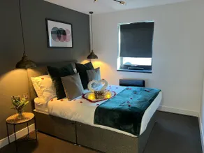 Cosy 1 bed apartment close to city centre - Image 3