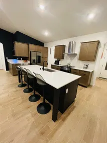 Dazzling! cozy newly-built, spacious home - Image 5