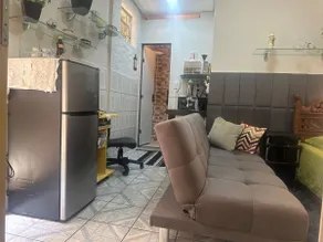 Centrally located tiny house with garage/patio and laundry - Image 2