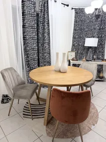 Stylish Retreat with AfricanTouch–Warm&Unique Stay - Image 2