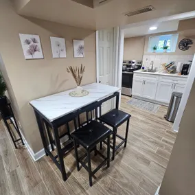 Family friendly, Private space with self check in. - Image 3