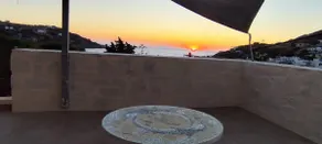 Mosaic house by the sea - Image 4
