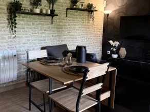 “BlackWood” Premium Apartment in Vendôme - Image 5