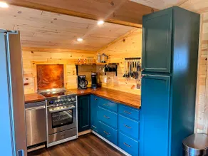 2 houses, big yard, dog-friendly - Image 5