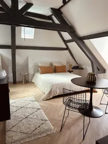 Warm loft-style, with air conditioning - Image 2