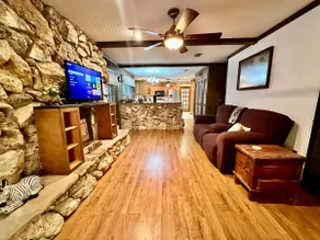 Jungle Oasis at Rose Creek- Pool & Nature Getaway - Image 5