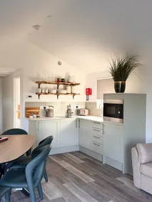 The S Bend Luxury Lodge - Image 2