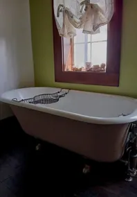 Cozy n' Charming Stay in Sulphur - Image 2