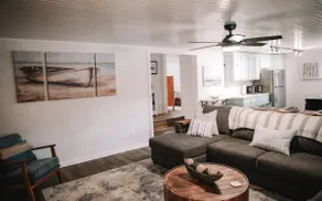 The lakefront Cottage - Image 5