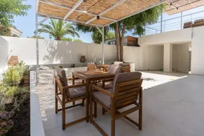 Sea & Salt Boutique Apartment 1 - Image 3