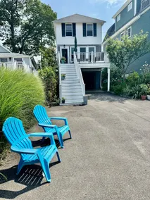 Peaceful Beach Cottage Vibes - Image 3