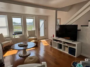 Peaceful Beach Cottage Vibes - Image 5