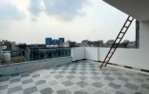 Skybeam - Attached Terrace | Cyber Hub | Netflix - Image 3