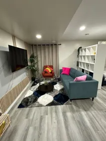 Elegant & Stylish Basement Suite- Private Entrance - Image 4