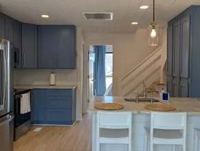 2 Bd & bunk room 2 Ba~Ocean Views~Steps To Beach - Image 3
