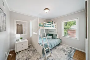 Blue Cedar Poolside Retreat - Image 4