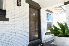 Renovated duplex #2 - Image 2