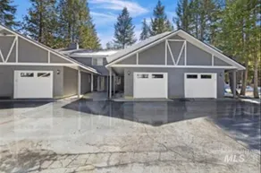 McCall’s most affordable adventure getaway! - Image 2