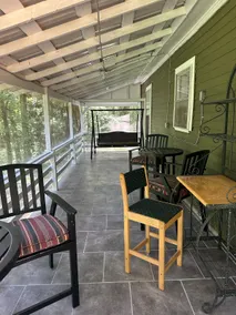 Green Gable Escape - Image 5
