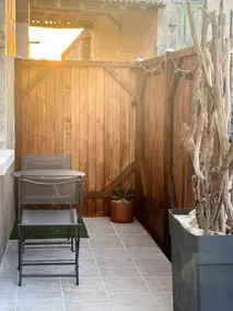 Fully-equipped accommodation - Image 4